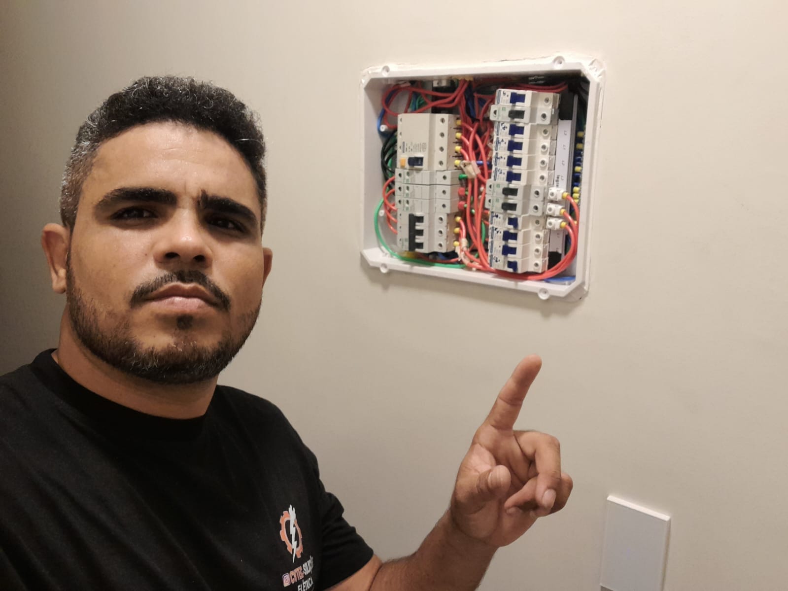 Instalação e manutenção de motores e bombas d'água